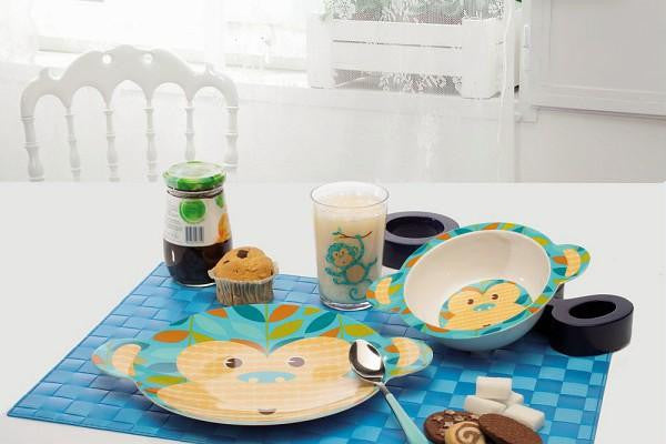 3 tlg. Kindergeschirr BOOBY, diverse Motive, bestehend aus Teller, Müslischüssel und Tasse - Porzellan aus Italien