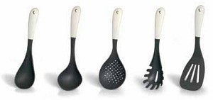 5tlg. Küchenhelfer-Set, Nylon mit Soft-Touch-Griffen, fuchsia/grün/weiß - Porzellan aus Italien