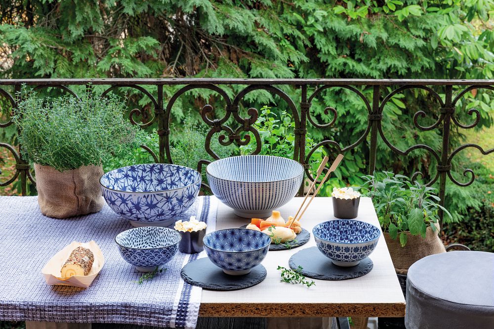 Salatschüssel Sapa, 20 cm, weiß-blau mit mediterranem Dekor - Porzellan aus Italien 
